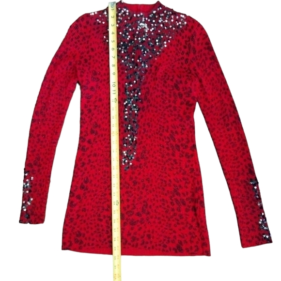 Fonyana red sequine top - Picture 6 of 9